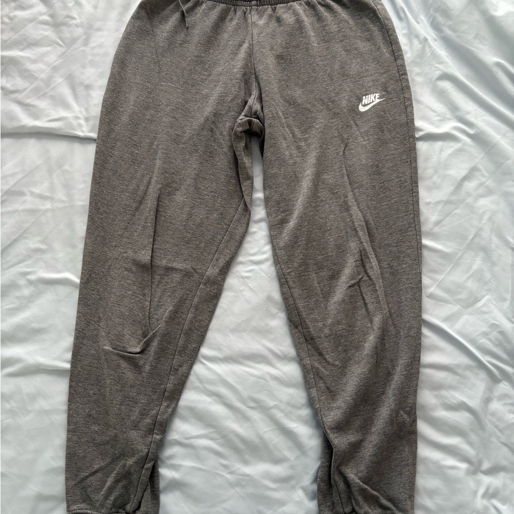 Nike Gray Sweatpants Tapered Athletic Fit